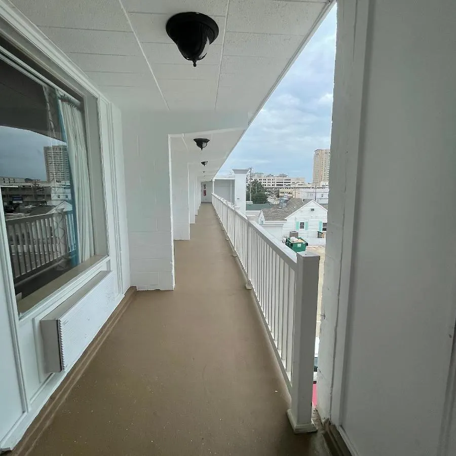 Oceans 2700 Hotel Virginia Beach